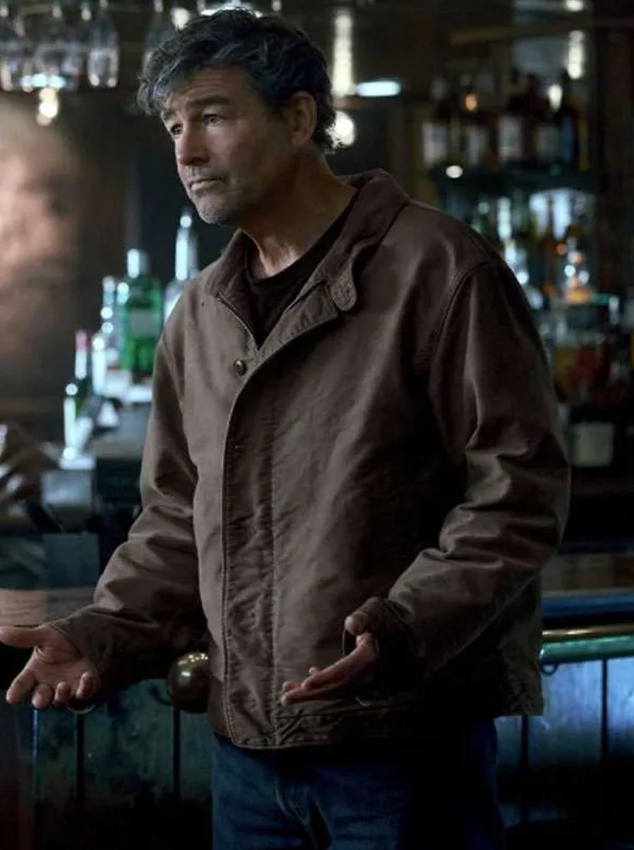 Lanterns S01 Kyle Chandler Brown Jacket
