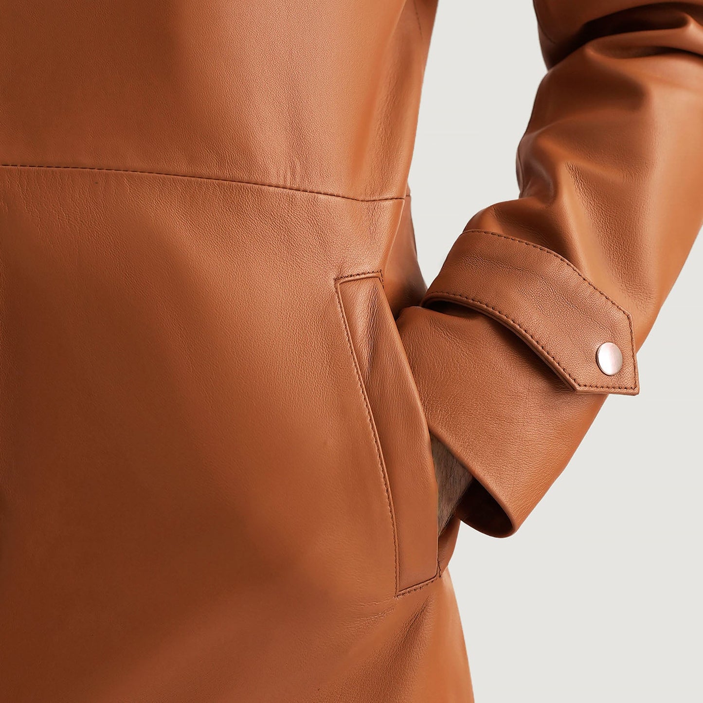 Grand Leather Metropolitan - Car Coats